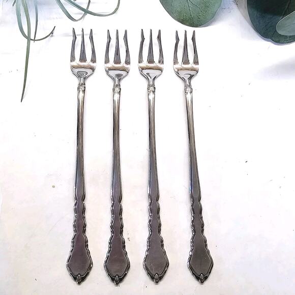 Vintage 4 Satinique Seafood Cocktail Forks Oneida Community Purchased In 1993 - Picture 1 of 8